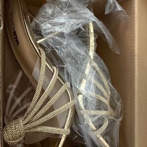 Fashion Nova Elegant Gold Heels